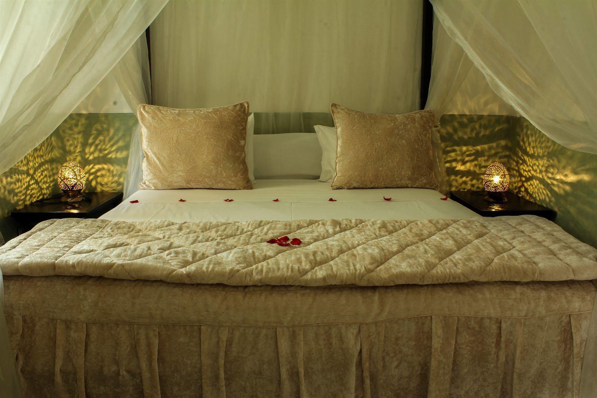 Le Pavillon Oriental Hotel Marrakesh Exterior photo